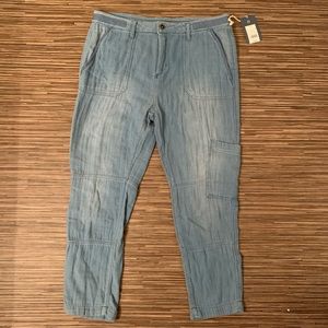 Universal Thread Cropped Denim Light Wash Size 12